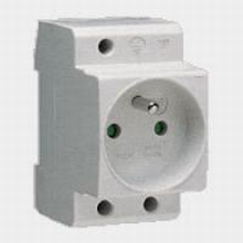 HAGER SN216 STOPCONTACT 2P+A