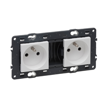 LEGRAND 741522 VAL CTDOOS 2X2P+A VOORBEKABELD