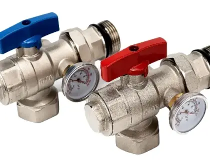 1100074251 UFH bolkraan + thermometer voor vloerverwarmingscollector (set 2st) 4/4 x 4/4 - rood/blauw - omkeerbare aansluiting haaks+recht - prijs per set
