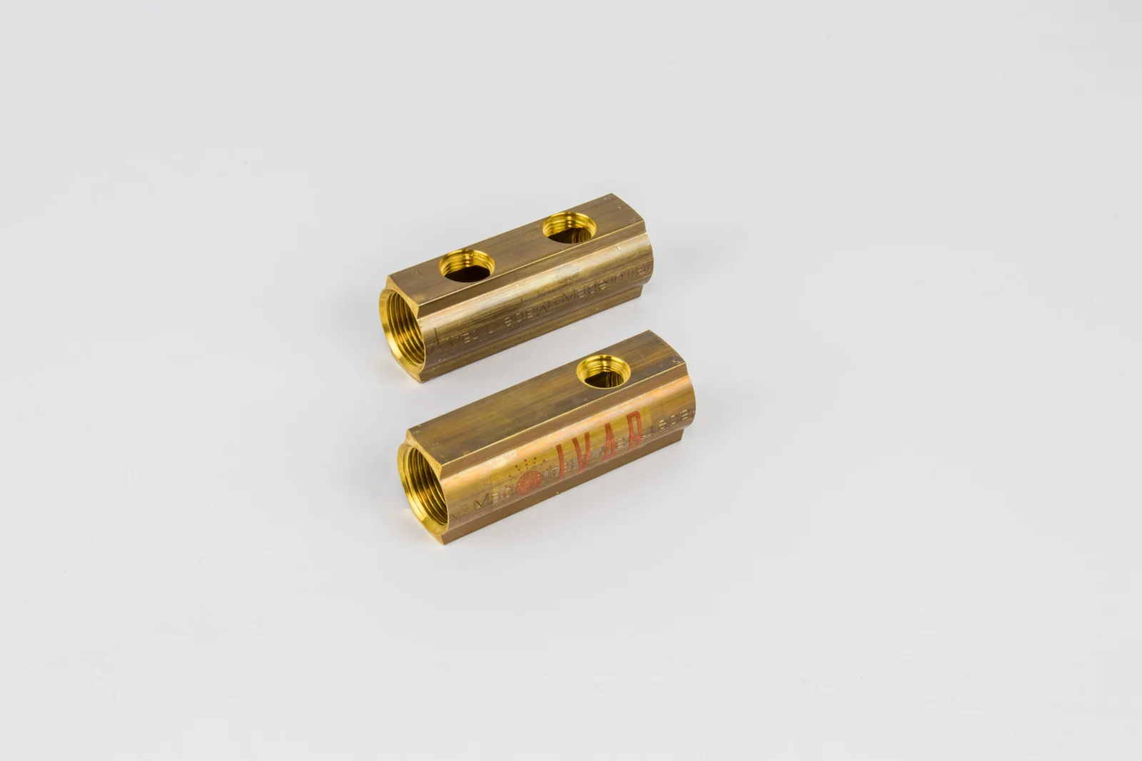 Begetube Verdeler voor CV messing Begetube 1" + 2 x 1" met ontluchting, 200100802
