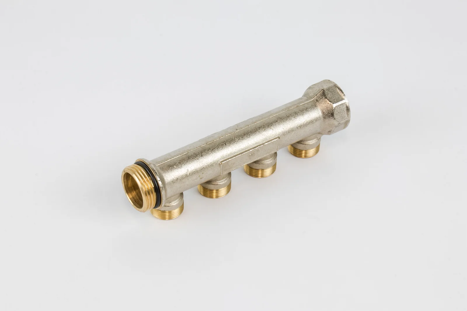 Begetube Verdeler voor CV messing Begetube 1" + 4 x 1" 226101004