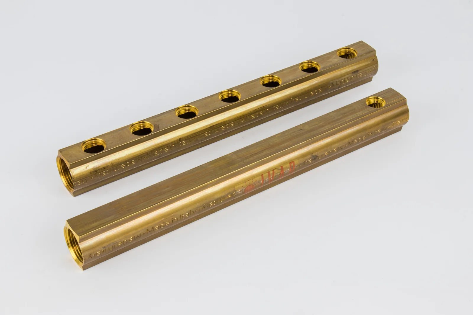 Begetube Verdeler voor CV messing Begetube 1" + 7 x 1" met ontluchting, 200100807