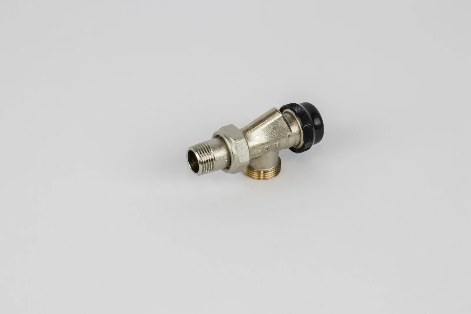 Begetube Thermostaatkraan haaks verkeerd 1/2 x Euroconus met stofkap begetube 135040055