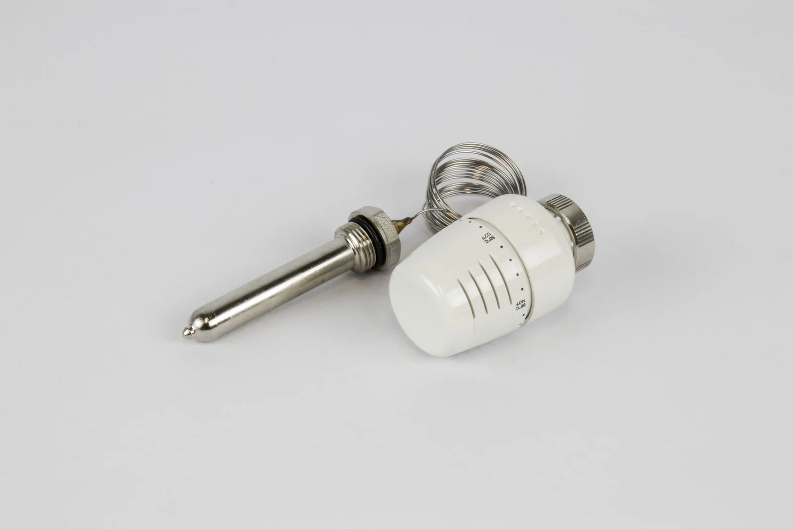 Begetube Radiatorthermostaatknop Begetube 5000 M30 x 1,5 wit 20-60°C 2m 180360000
