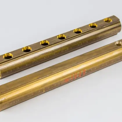 Begetube Verdeler voor CV messing Begetube 5/4" + 7 x 1/2" met ontluchting