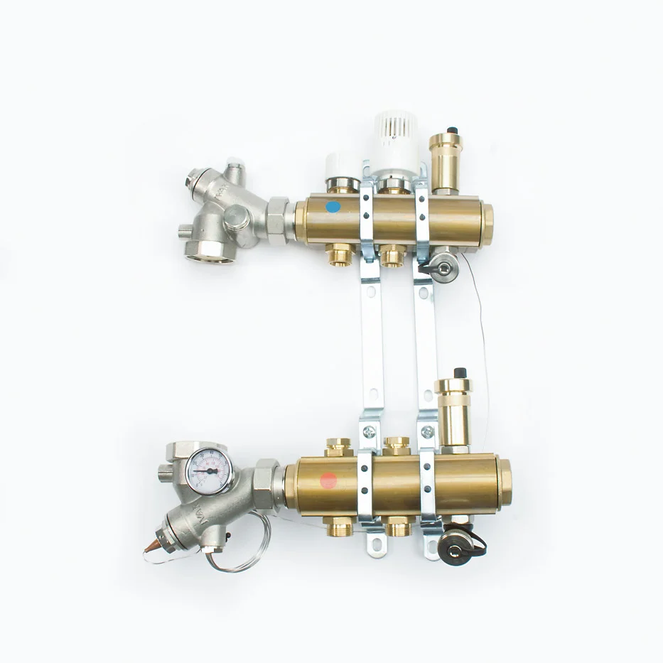 Begetube Collector voor vloerverwarming messing Begetube 5/4" + 8 x M24 met ontluchting 215120708