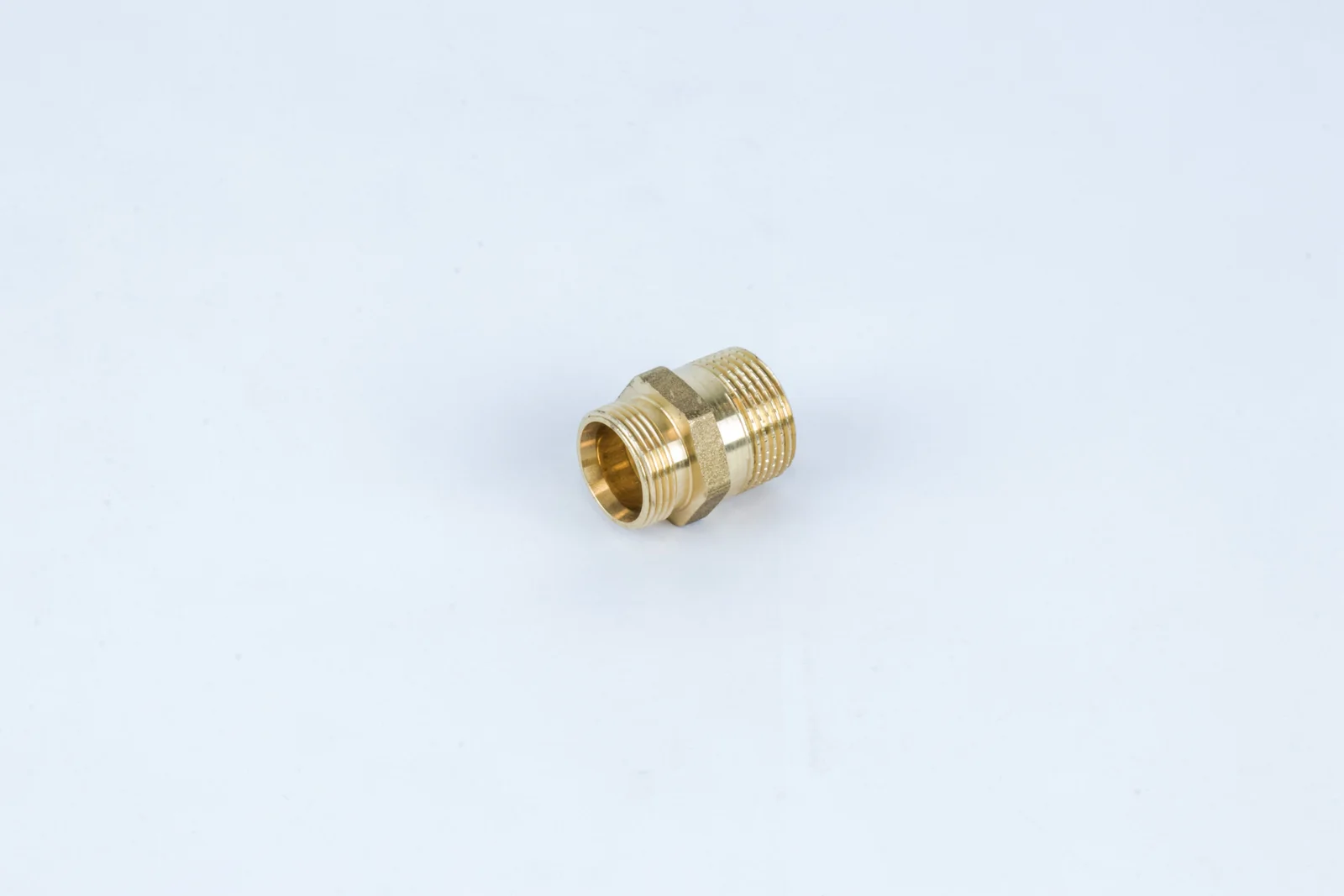Begetube Aansluitnippel M24 x 3/4 bu begetube 300000752