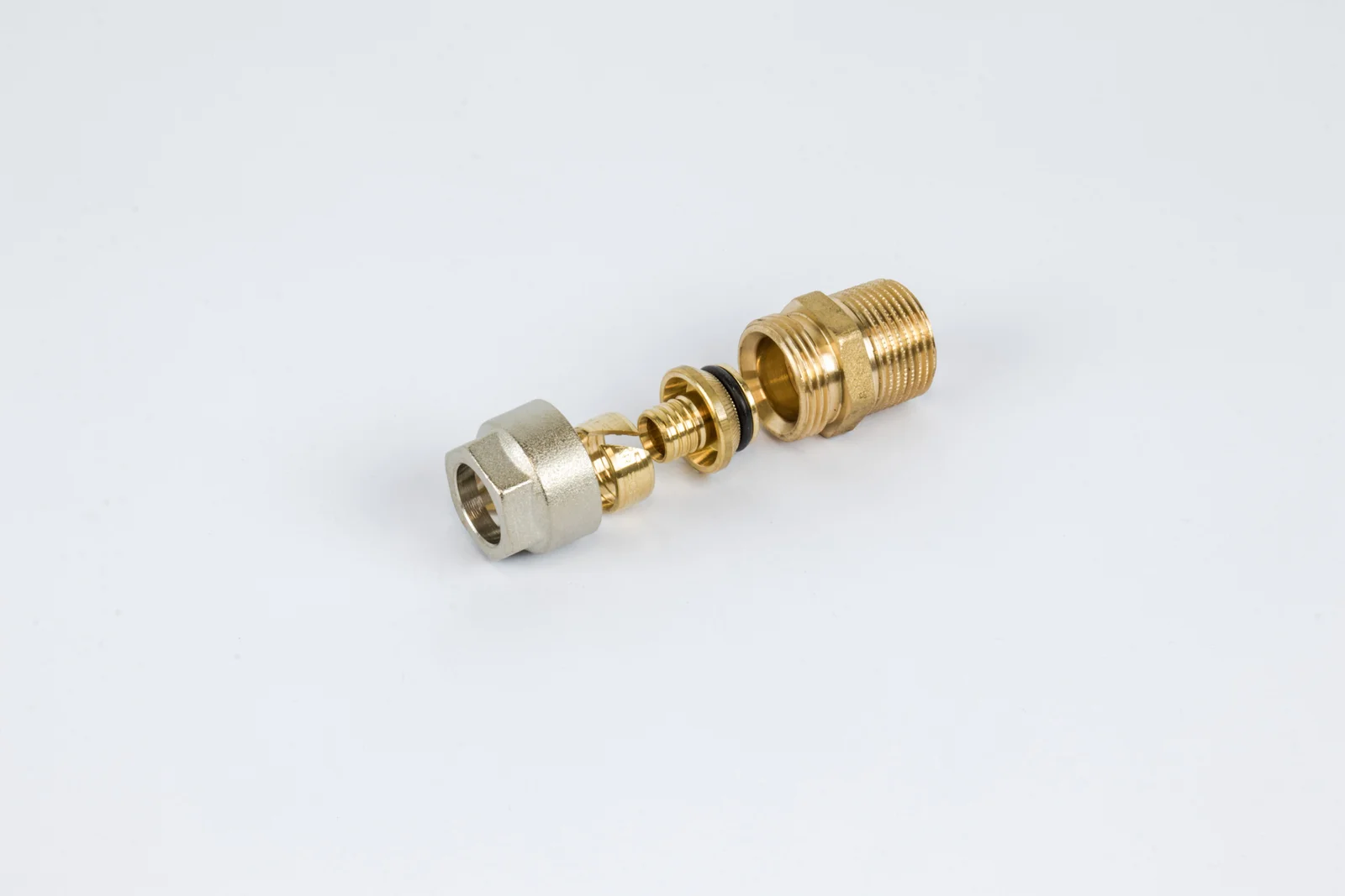 Begetube Knelovergangsstuk messing losse insteekhuls voor VPE/VPX buis 16/2mm x 3/4" M verwarming Begetube 304010717
