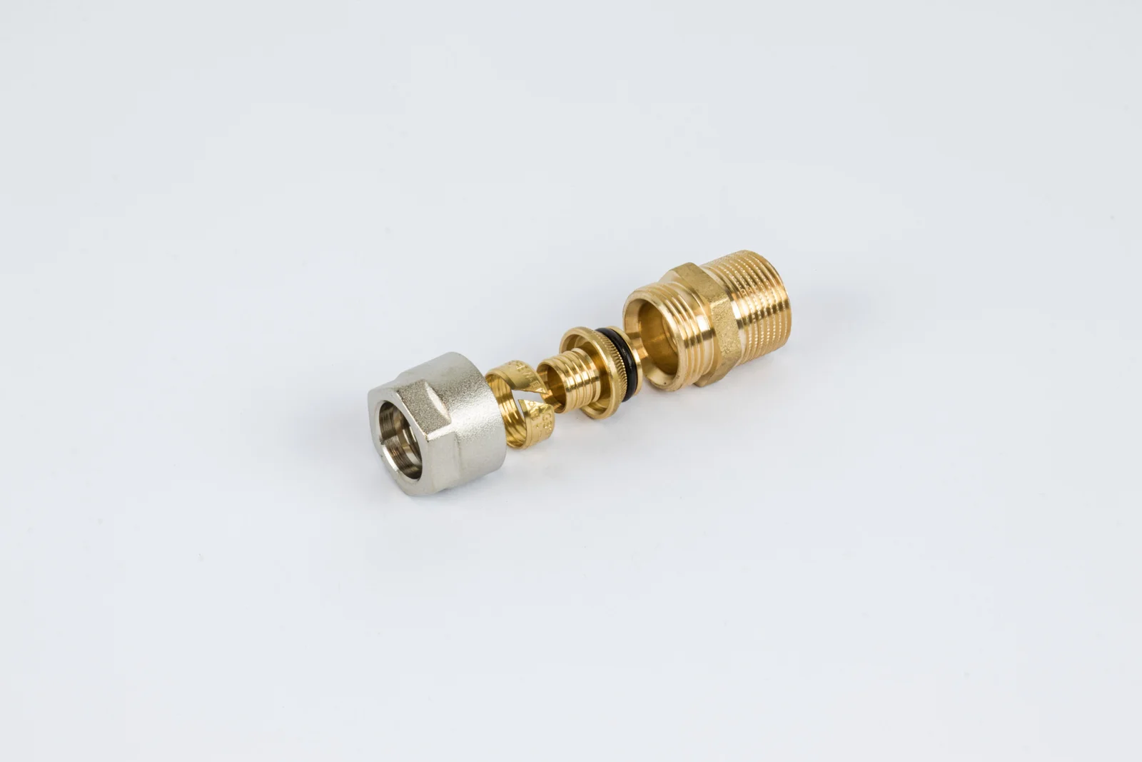 Begetube Knelovergangsstuk messing losse insteekhuls voor VPE/VPX buis 18/2mm x 3/4" M verwarming Begetube 304010729