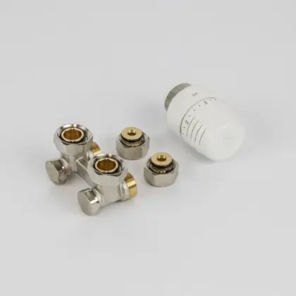 Begetube Radiatoraansluitset 4 met haakse reg.kopp. + puntstuk O-ring begetube 692000004