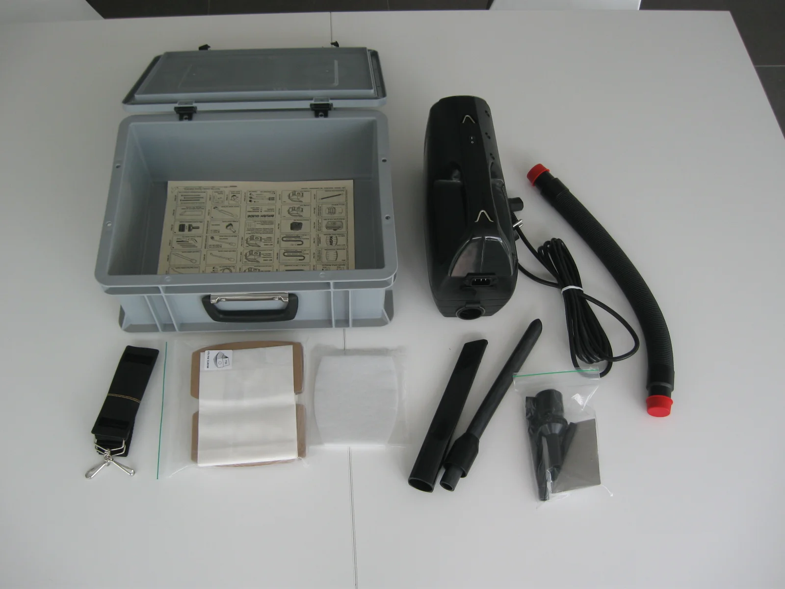 Blow-vac Koffer met stofzuiger BLOW-VAC en toebehoren 293110