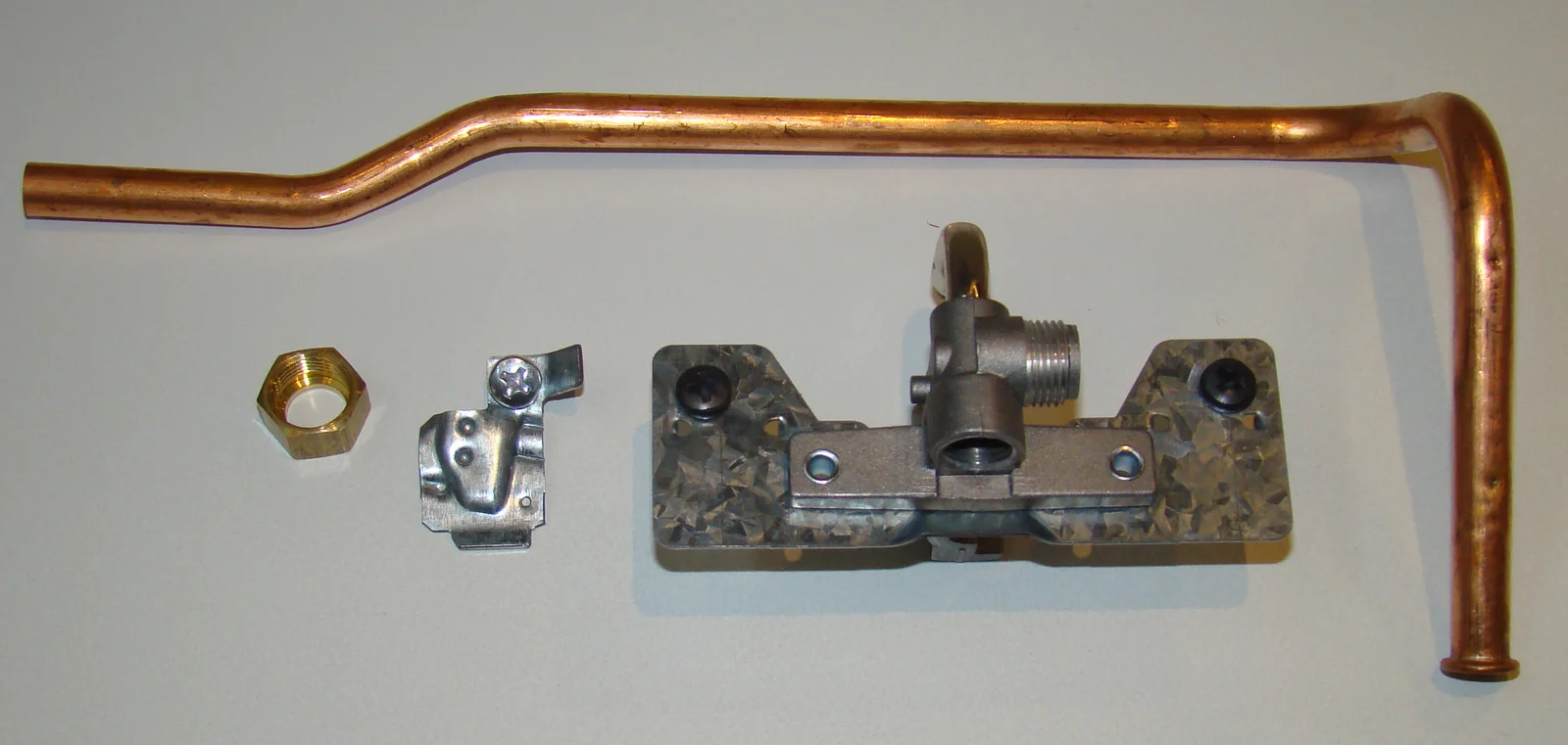 Bosch Waakvlamkop oxystop z/gigleur Bosch ex nummer 8 708 105 326 87081057170