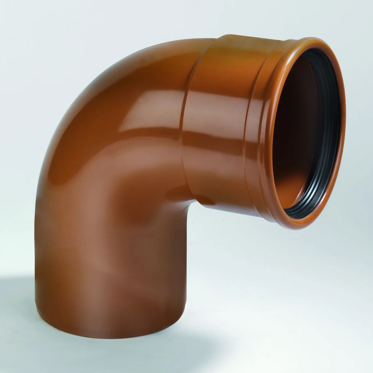Dyka Polyvinylchlorid (PVC) manchetbocht 90° 125mm MF SN4 (SDR41) roodbruin BENOR-keur riolering Dyka 20024220