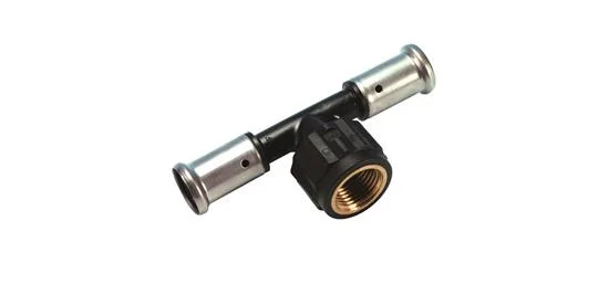 Henco Persovergangs-T-stuk kunststof 40/3.5 x 5/4" x 40/3.5 F (drink)water Henco PVDF 13PK-400740