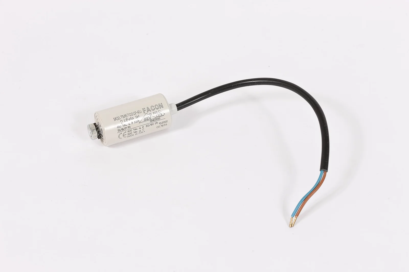 Nibe Bedrijfscondensator 2uF tbv ventilator (oa F100P 105W F310) 018352