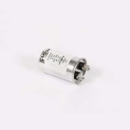 Nibe Bedrijfscondensator 15uF tbv compressor (oa F310) 024445