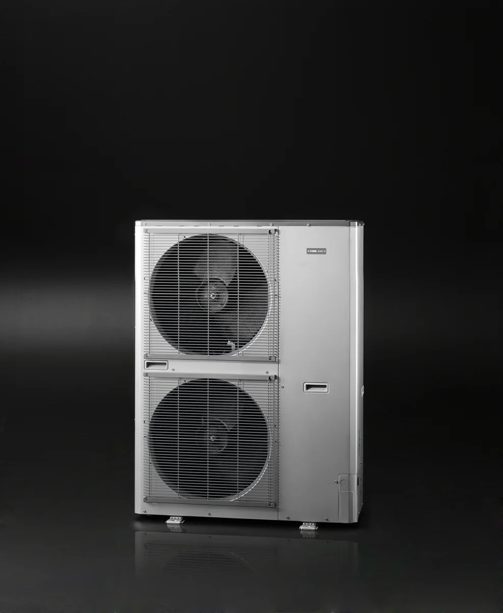 Nibe All-electric warmtepomp (lucht/water) split Nibe AMS 10 buitenunit 16kW A+++ 1x230V 064035