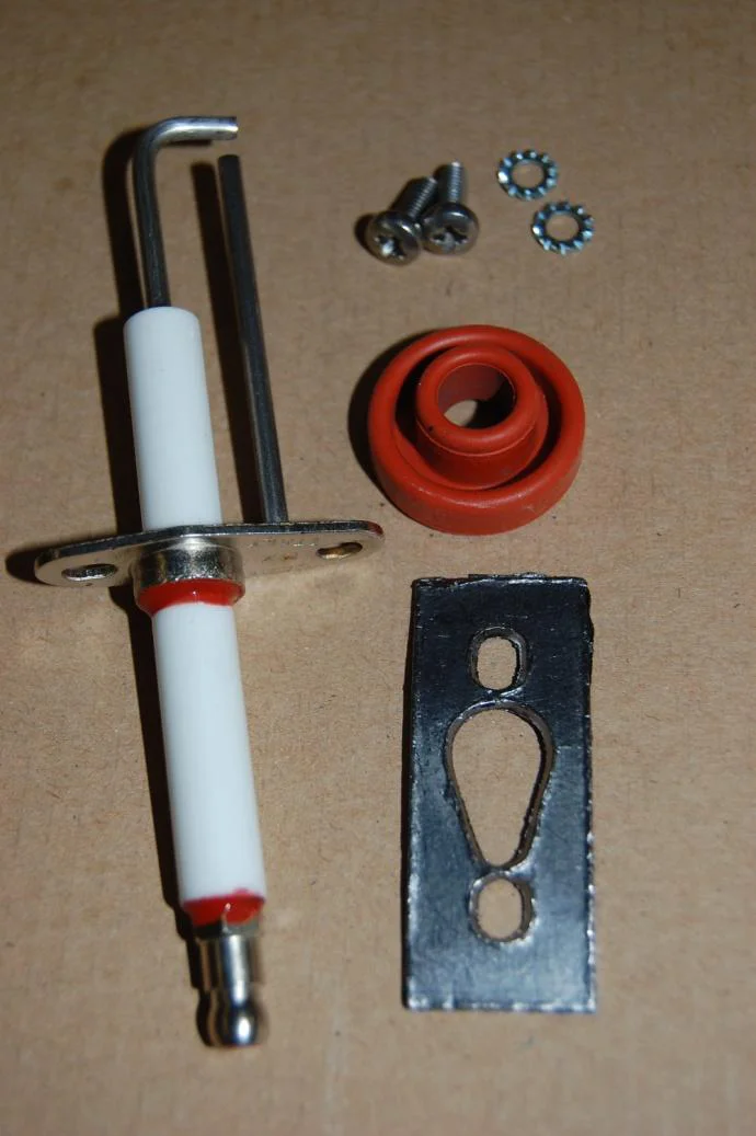 Remeha Ontsteking en ionisatie electrode Quinta 25-115 incl. pakking remeha (ex 100948) S54339
