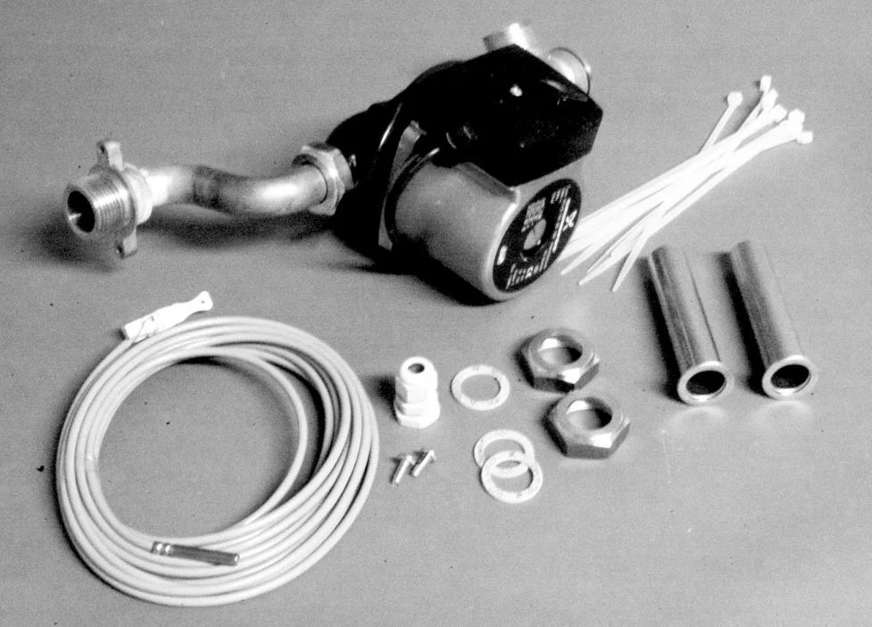 Remeha Pompset met laadpomp voor universele boiler LS-U2E remeha 834216