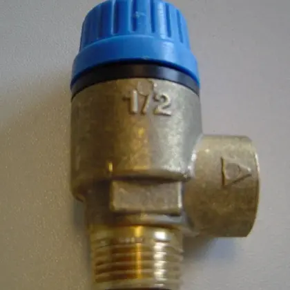 Remeha Veiligheidsklep Remeha 1/2" buitendraad 7bar 95360198