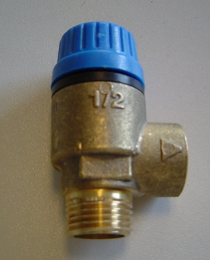Remeha Veiligheidsklep Remeha 1/2" buitendraad 7bar 95360198