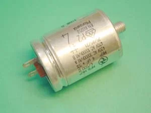 Remeha Condensator 8uF - 420V-470V remeha 97951055