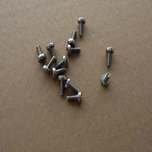 Remeha Schroef DIN7985 M4x10 (50st.) remeha S48950