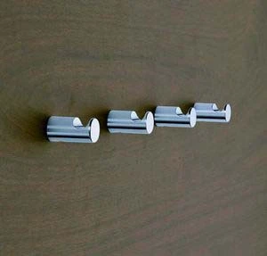 Vola T17-40 HANDDOEK HAAK VOLA 28MM - CM rvs per vier