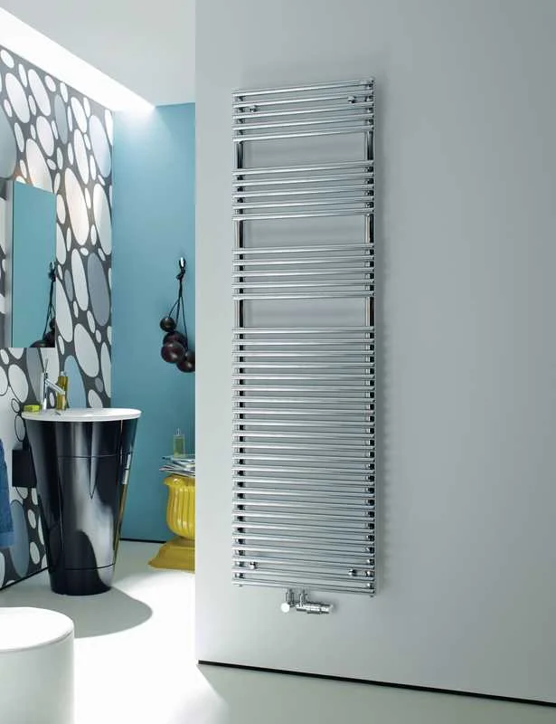 Zehnder Sierradiator Zehnder Forma Spa LFC HxL=721x496mm chroom , aansluiting midden LFC-070-050-05